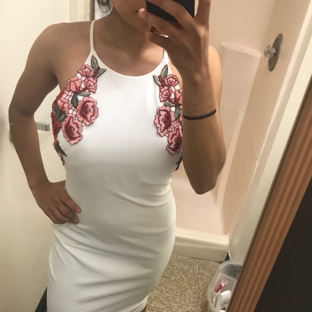 White Bodycon dress